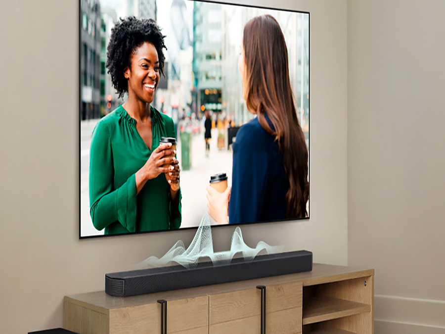 Son adaptatif TV 75 pouces famille